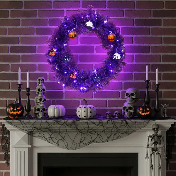 24 in pre-lit Halloween wreath with 50 LEDs - product photo 5 of 6