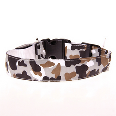 LED Camo Light Up Dog Collar, Glowing Safety Collar for Night Walking, Adjustable Nylon Pet Collar for Small Medium Large Dogs