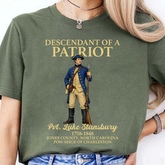 Custom Name Descendant of a Patriot Dark Shirt | Personalized 250 Years USA Sweatshirt | Patriotic Tee