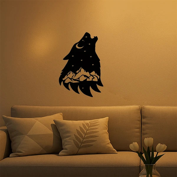 Gothic iron howling wolf wall art - product photo 4 of 6