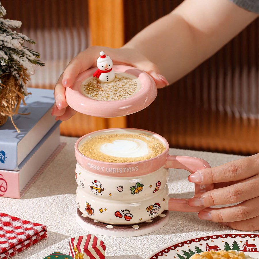 Santa Lid Christmas Mug – Ceramic Holiday Cocoa Cup That Comes Ready to Gift