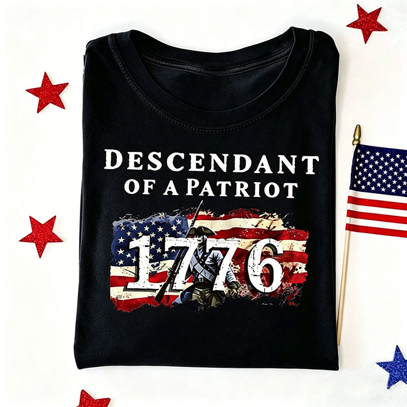 Descendant of a Patriot Shirt, Revolutionary War Heritage Tee, Vintage American Revolution Gift