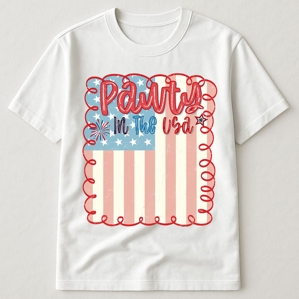 Party In The USA Retro Distressed American Flag Cute 4th Of July Patriotic T-Shirt