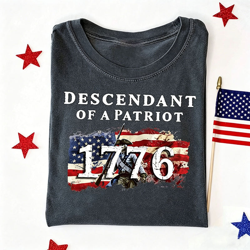 Descendant of a Patriot Shirt, Revolutionary War Heritage Tee, Vintage American Revolution Gift