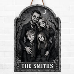 Custom Photo Wood Sign - Personalized Halloween Decor Birthday Gifts For Mom, Dad, Brother, Sister - Home Of The Creepy Family