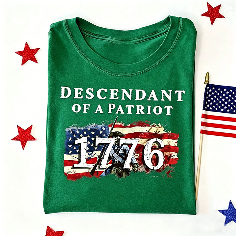 Descendant of a Patriot Shirt, Revolutionary War Heritage Tee, Vintage American Revolution Gift