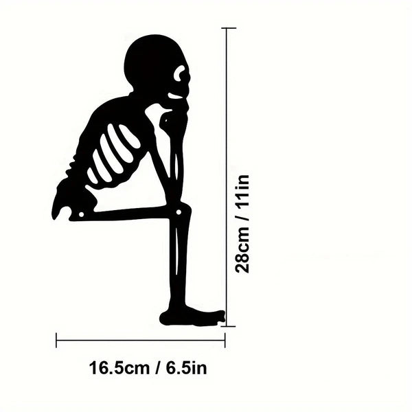 Gothic iron skull sculpture - product photo 4 of 5