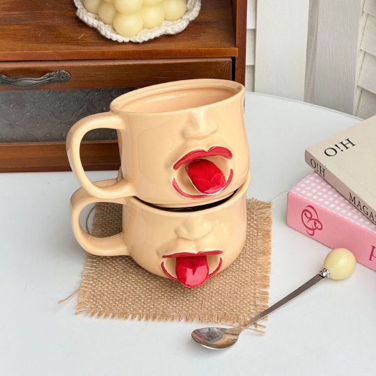 Funny Face Tongue Mug - product photo 5